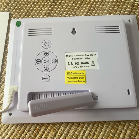 Digital Calendar Day Clock Lrg Screen Multiple Alarms Great Reminders Wall/Desk - Picture 4 of 6